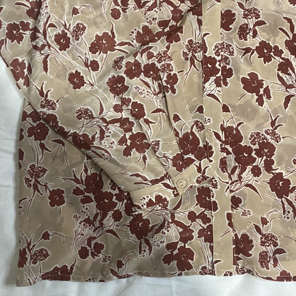 Bishop + Young floral button front Eva blouse - Picture 3 of 9